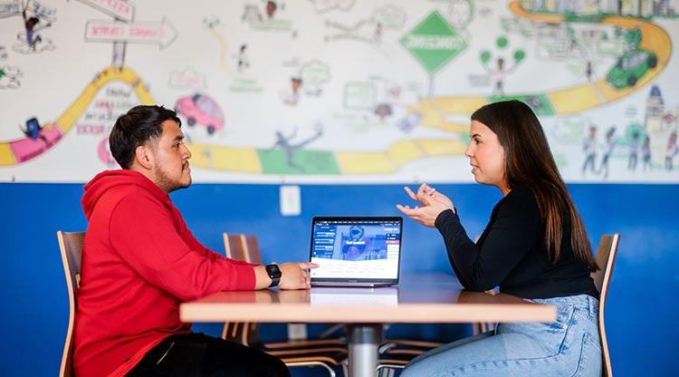 Student consultation on Auraria Campus